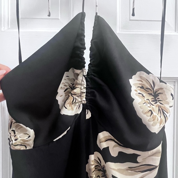 NWT Satin Banana Republic Floral Midi Halter - Size Medium - Picture 7 of 7
